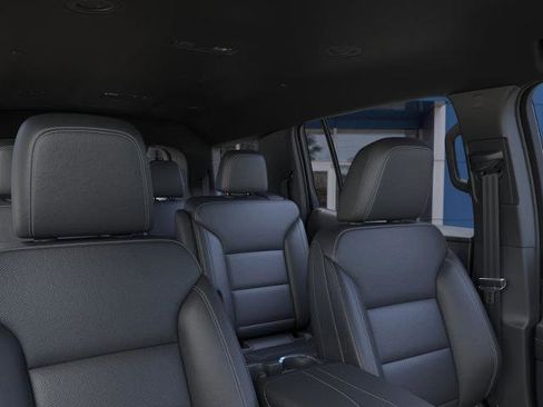 New 2026 Chevrolet Traverse LT w/ Driver Confidence Package image 24