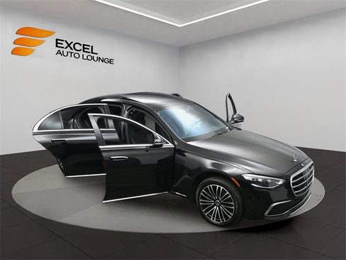Used 2023 Mercedes-Benz S 580e 4MATIC Sedan image 58