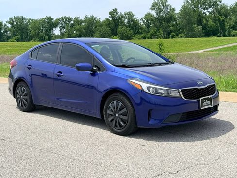 Used 2017 Kia Forte LX FWD image 22