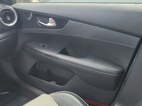 Used 2021 Kia Forte GT-Line FWD image 13