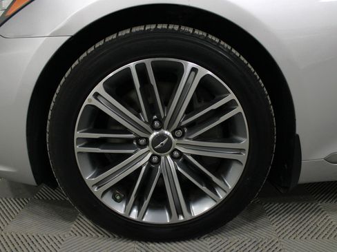 Used 2018 Genesis G80 3.8 w/ Option Group 02 image 34