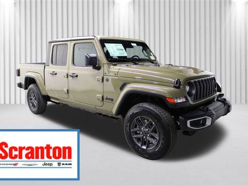 New 2026 Jeep Gladiator Sport image 1