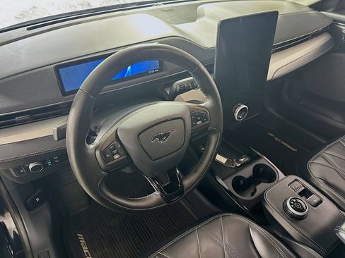 Used 2021 Ford Mustang Mach-E Select w/ Comfort/Appearance Package image 12