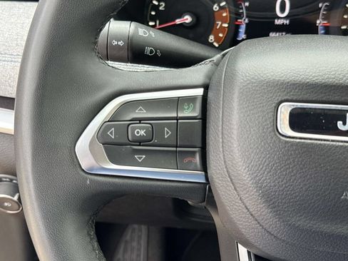 Used 2024 Jeep Compass Latitude w/ Altitude Special Edition AWD/4WD image 21