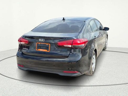 Used 2018 Kia Forte LX FWD image 6