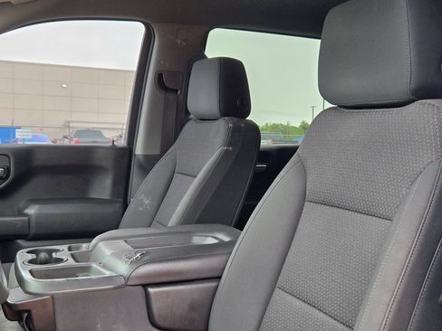 Used 2020 Chevrolet Silverado 1500 Custom w/ Custom Value Package RWD image 13