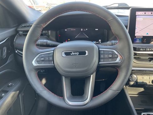 Used 2024 Jeep Compass Trailhawk w/ Trailhawk Elite Group image 20