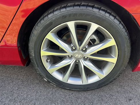 Used 2015 Hyundai Azera FWD image 34