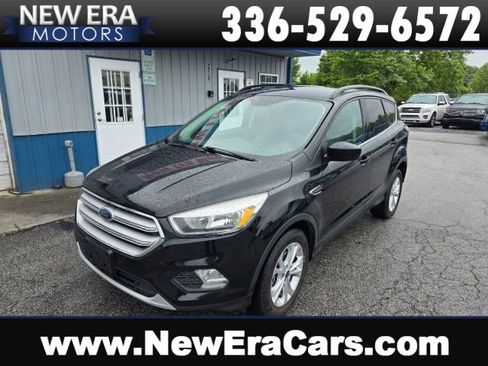 Used 2018 Ford Escape SE AWD/4WD image 1