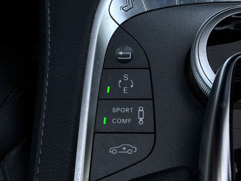 Used 2016 Mercedes-Benz S 550 Sedan image 39