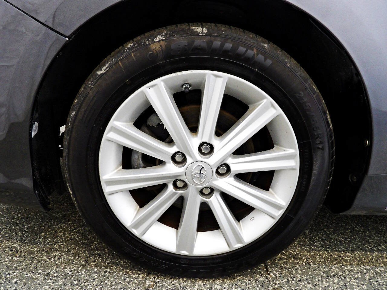 Used 2013 Toyota Camry XLE FWD image 19