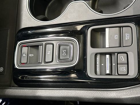Used 2023 Honda Pilot Elite image 18