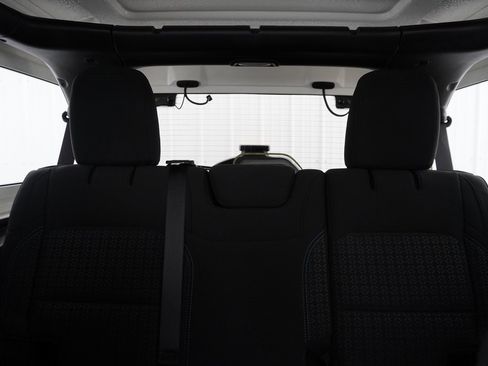 Used 2021 Jeep Wrangler Unlimited Islander image 35