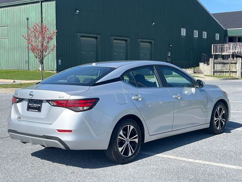 Used 2022 Nissan Sentra SV FWD image 8