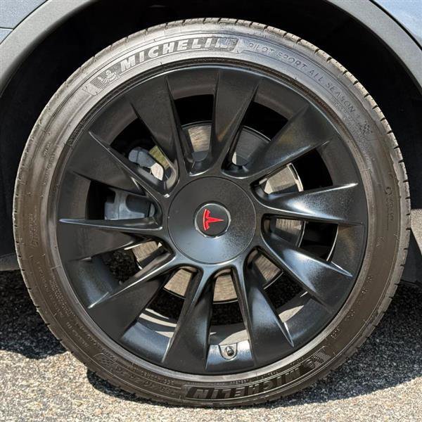 Used 2020 Tesla Model Y Long Range AWD/4WD image 22