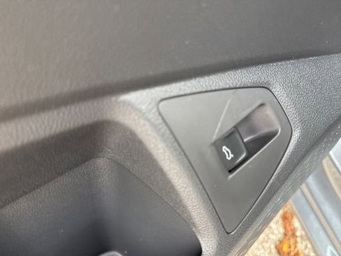 New 2026 Volkswagen Jetta SEL image 24