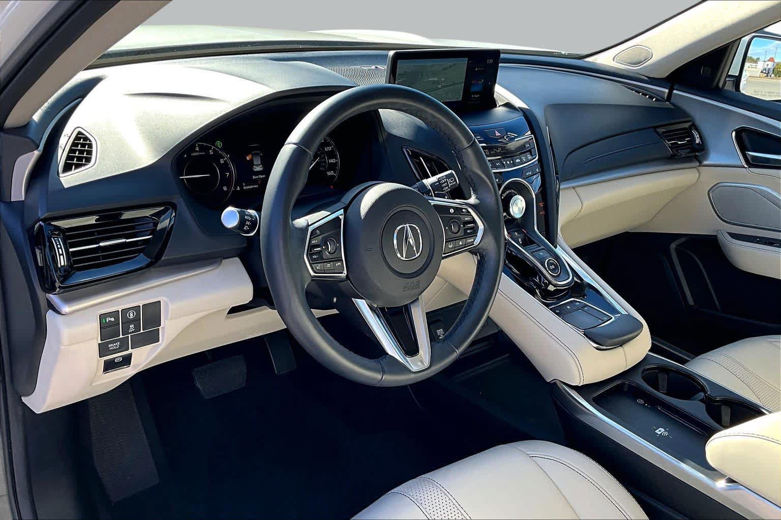 Used 2025 Acura RDX w/ Technology Package AWD/4WD image 16