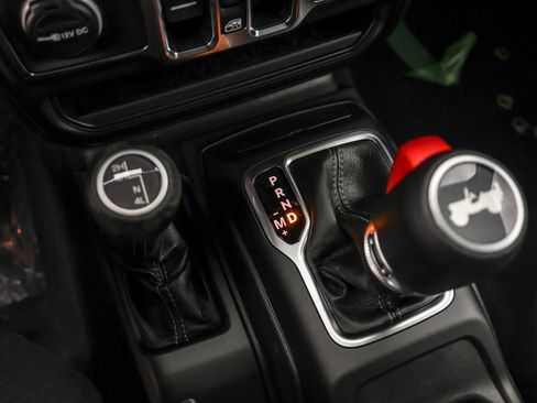 New 2026 Jeep Wrangler Unlimited Sport AWD/4WD image 19