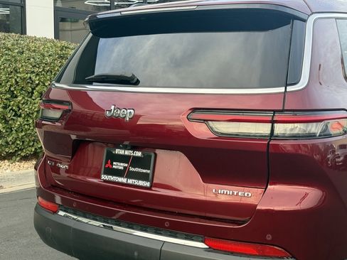 Used 2023 Jeep Grand Cherokee L Limited image 36