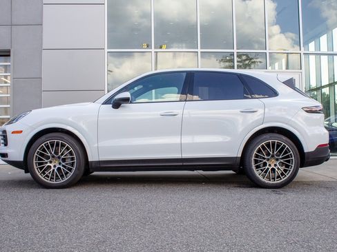 Used 2022 Porsche Cayenne S Platinum image 7