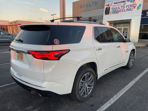 Used 2023 Chevrolet Traverse High Country image 5