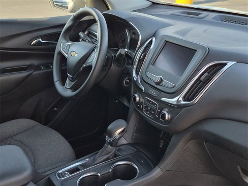 Certified 2024 Chevrolet Equinox LT w/ LPO, Floor Liner Package image 11