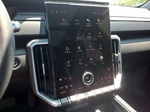 New 2026 GMC Acadia Elevation w/ Elevation Premium Package FWD image 13