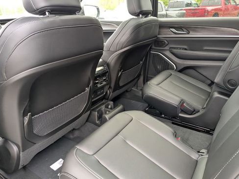 New 2026 Jeep Grand Cherokee L Limited AWD/4WD image 22