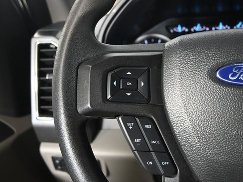 Used 2022 Ford F250 XLT w/ Black Appearance Package AWD/4WD image 34