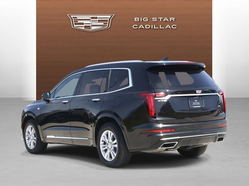Used 2024 Cadillac XT6 Luxury image 3
