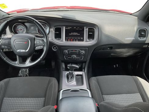 Used 2023 Dodge Charger SXT RWD image 10