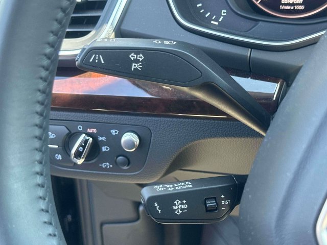 Used 2018 Audi Q5 Prestige AWD/4WD image 25