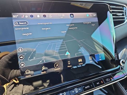 Used 2024 Jeep Wagoneer L 2WD w/ Premium Group I image 15