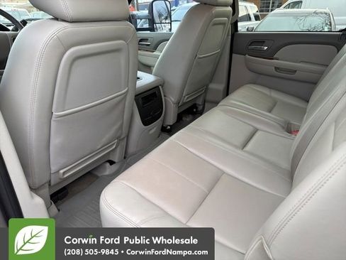 Used 2014 GMC Sierra 2500 SLT w/ SLT Convenience Package image 28