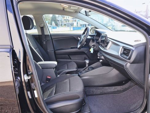 Used 2023 Kia Rio S image 26