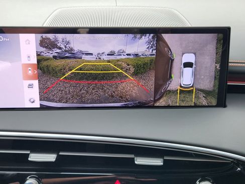 New 2026 Genesis GV70 2.5T Sport Prestige AWD/4WD image 13