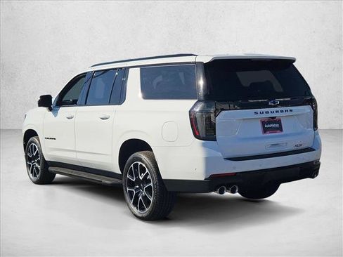 New 2026 Chevrolet Suburban RST image 9
