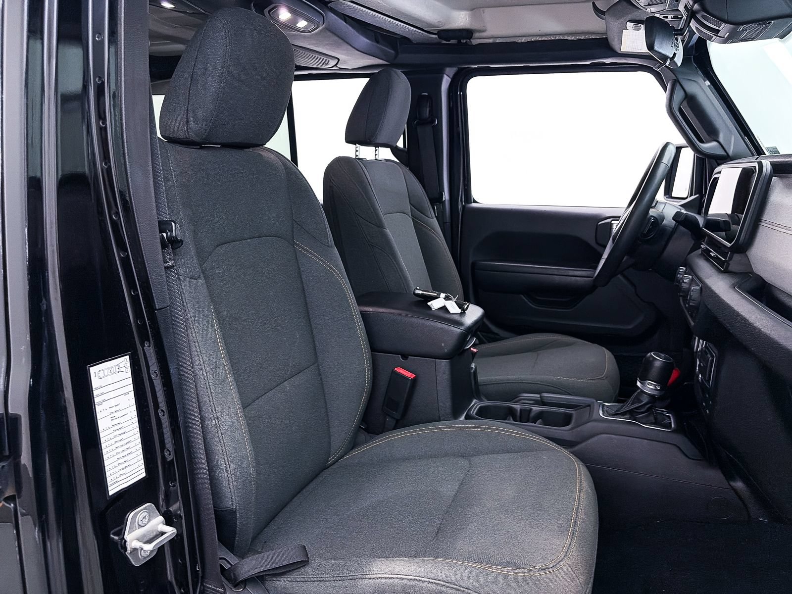 Used 2024 Jeep Wrangler Unlimited Sport AWD/4WD image 36