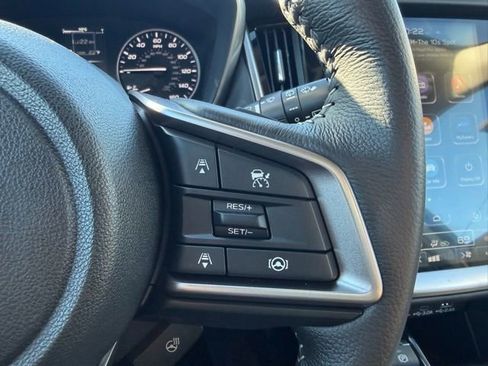 Used 2025 Subaru Outback Limited image 23