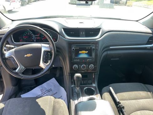 Used 2016 Chevrolet Traverse LT AWD/4WD image 22