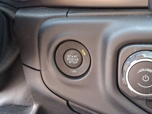 Certified 2020 Jeep Gladiator Sport w/ Quick Order Package 24S image 30