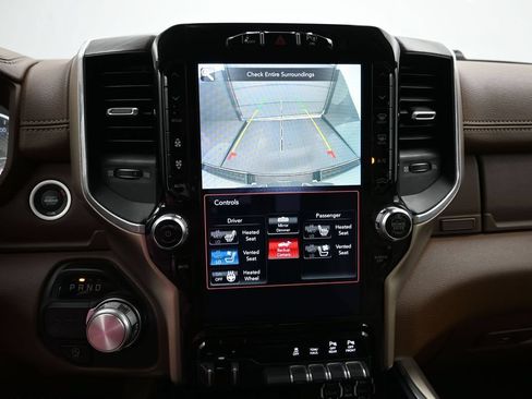 Used 2020 RAM 1500 Laramie RWD image 18