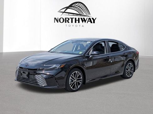 New 2026 Toyota Camry XLE AWD/4WD image 6