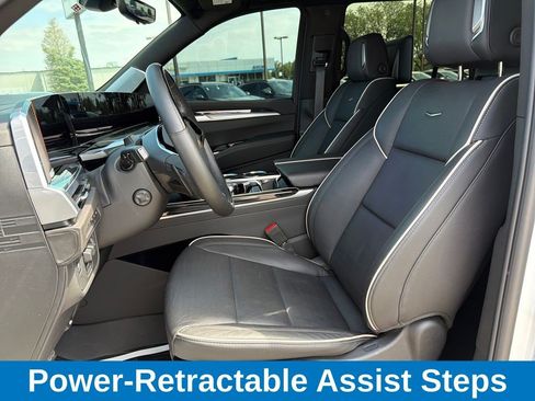 Certified 2025 Cadillac Escalade Sport w/ Touring Package AWD/4WD image 11