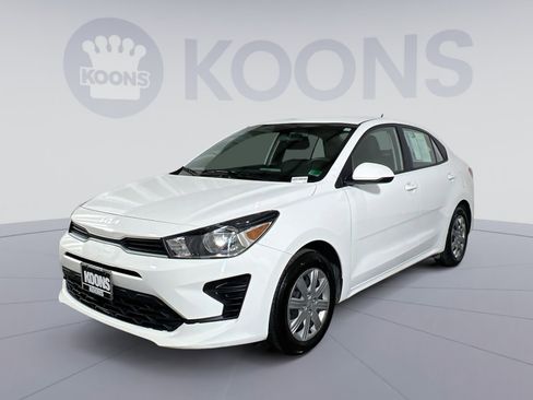 Used 2023 Kia Rio LX image 1