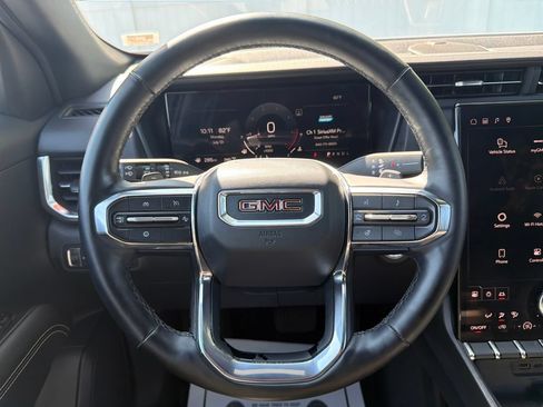 Used 2025 GMC Terrain Elevation AWD/4WD image 16