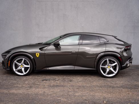 Used 2024 Ferrari Purosangue AWD/4WD image 2