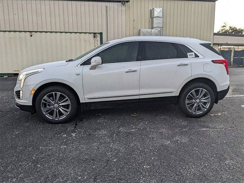 New 2025 Cadillac XT5 Premium Luxury w/ Technology Package image 2