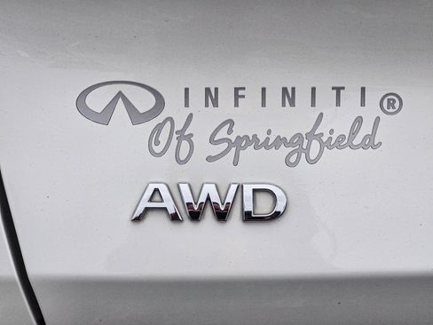 Used 2024 INFINITI QX60 Luxe w/ Performance Audio Package AWD/4WD image 8
