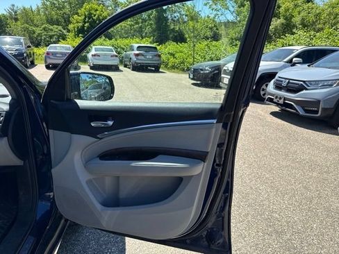 Used 2019 Acura MDX SH-AWD w/ Technology Package image 16
